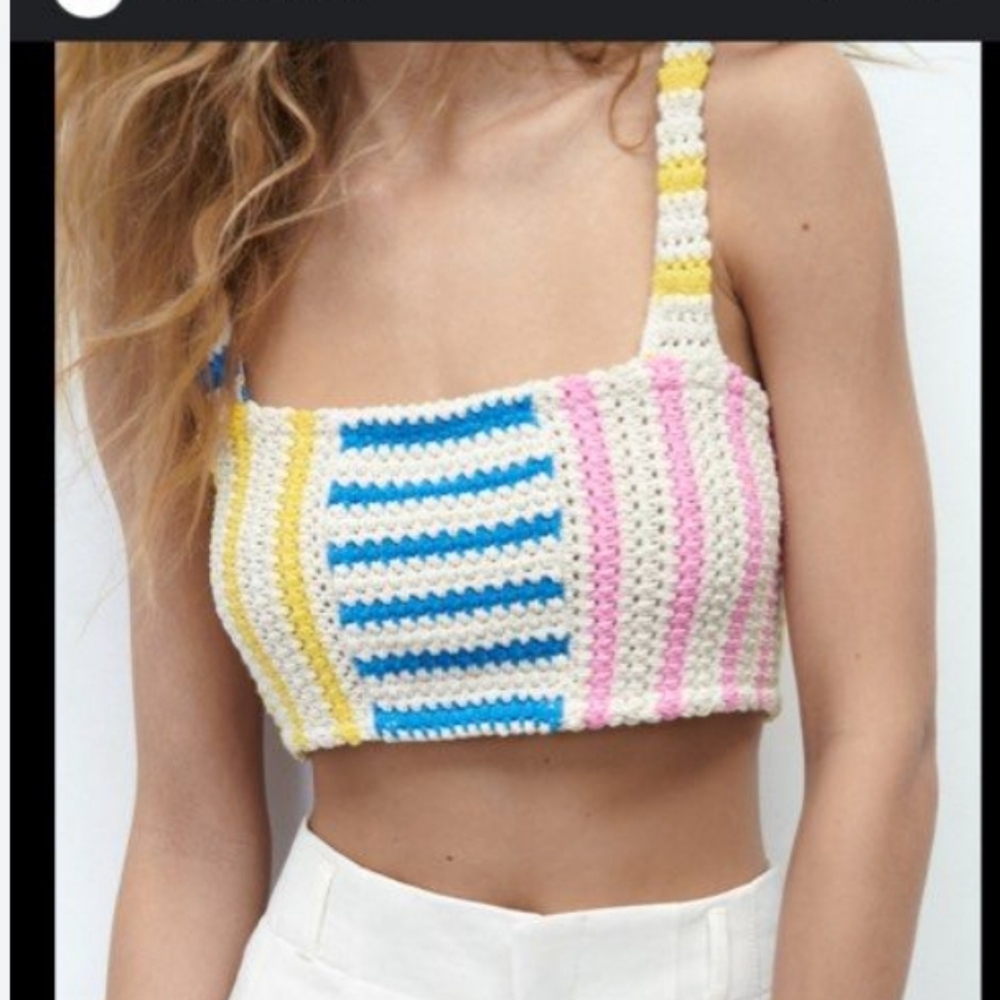 ๐๏ธ Zara Knitted Multicolor Top Runs Large - Picture 1 of 2